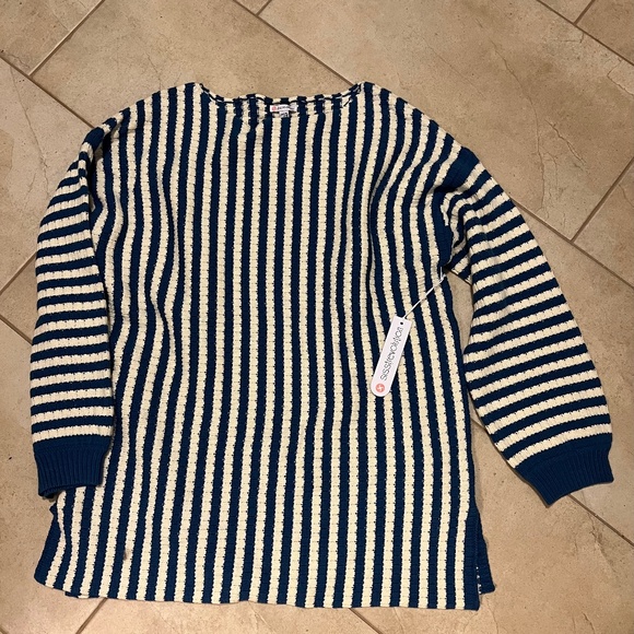 Sisstrevolution striped sweater - Picture 1 of 3